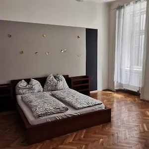 Museum Quartier Apartment